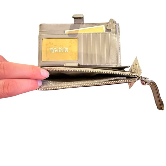 Michael Kors Jet Set Travel Double Zip Wristlet | NWT - Picture 6 of 8